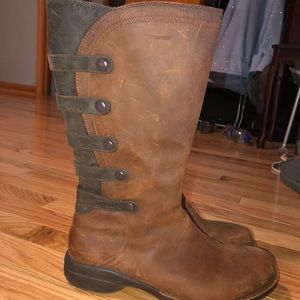 MERRELL WOMENS CAPTIVA LAUNCH 2 BOOTS (Size 9.5)